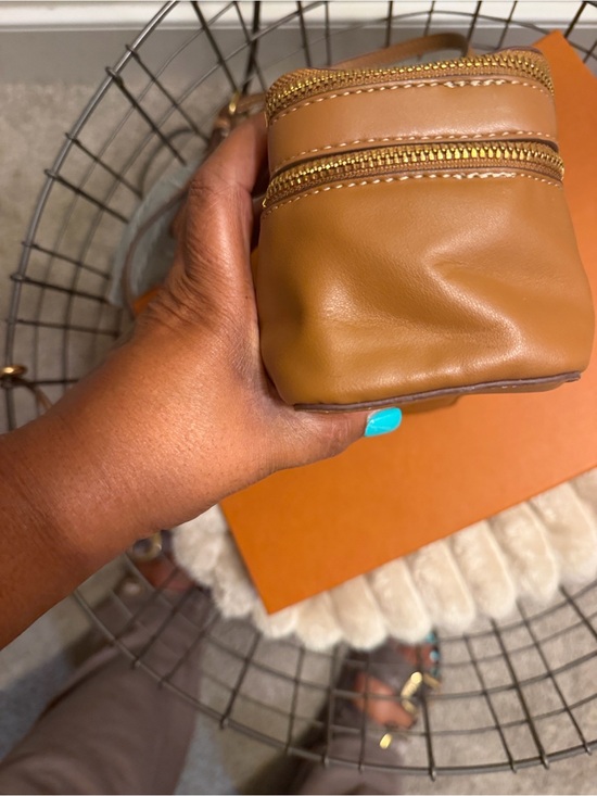 Handbags - Compact Tan Leather Zip Pouch - Women Bags